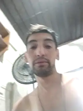 Snapshot of pibearg29 chatting on 12.19.25 pibearg29 online show from 12.19.25