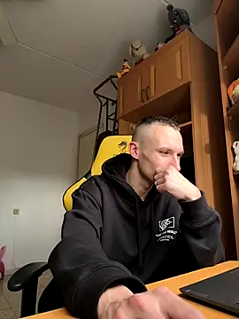 Snapshot of DeepShuk56 chatting on 12.05.25 DeepShuk56 online show from 12.05.25