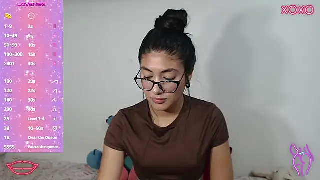 Allison 19   online show from 10.08.25