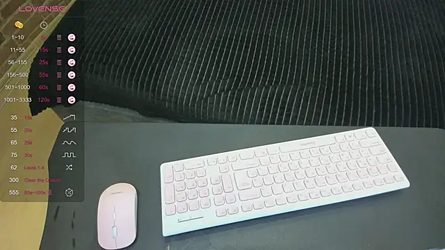 Snapshot of Cutiee_Alicee chatting on 02.04.26 Cutiee Alicee online show from 02.04.26