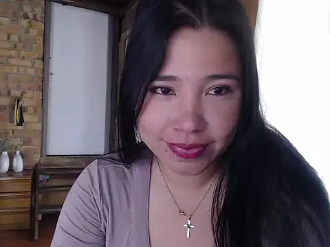 Snapshot of magiadeisis chatting on 11.16.25 magiadeisis online show from 11.16.25