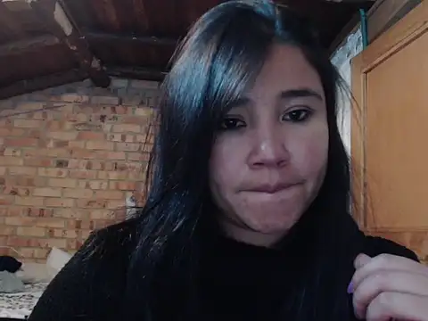 Snapshot of magiadeisis chatting on 01.15.26 magiadeisis online show from 01.15.26