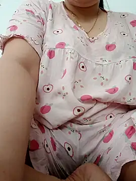 Snapshot of _Babyrose_ chatting on 02.05.26 Babyrose online show from 02.05.26