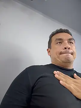 JuanStrong639 online show from 03.13.26