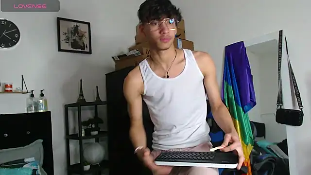 Gael Jones online show from 09.21.25