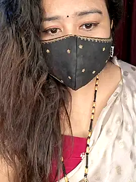 indian-hotmilfs online show from 05.05.26