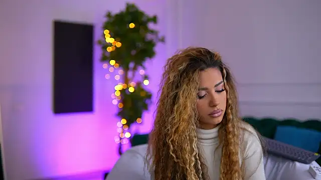 Snapshot of SiennaRuh chatting on 03.05.26 SiennaRuh online show from 03.05.26