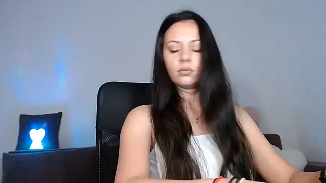 KIMBERLLY01 online show from 06.03.26