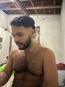 Snapshot of spiderfindom chatting on 06.23.26 spiderfindom online show from 06.23.26