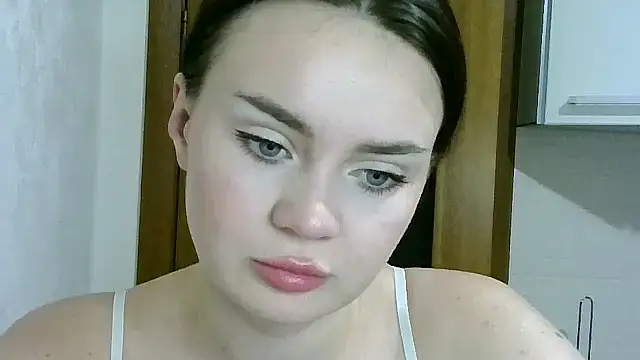 Bonny Candy online show from 10.28.25