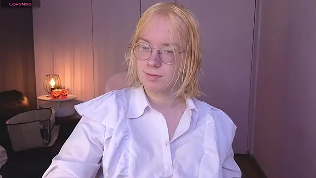 Amanda Butlerr online show from 05.28.26