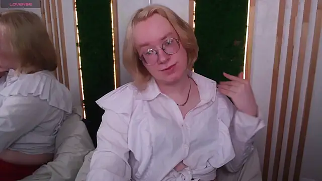 Amanda Butlerr online show from 07.14.26