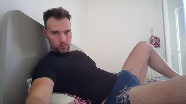 Snapshot of mrlyuis chatting on 09.19.25 mrlyuis online show from 09.19.25