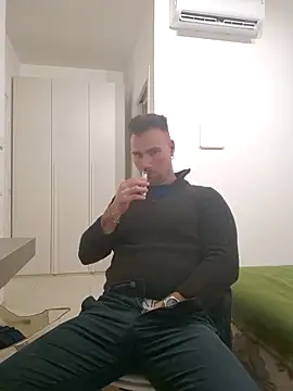 Snapshot of mrlyuis chatting on 12.02.25 mrlyuis online show from 12.02.25