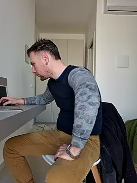 mrlyuis online show from 02.24.26