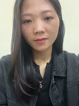 Snapshot of thaoyeuuu chatting on 09.09.25 thaoyeuuu online show from 09.09.25