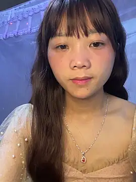 Snapshot of thaoyeuuu chatting on 09.14.25 thaoyeuuu online show from 09.14.25