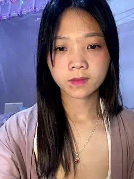 Snapshot of thaoyeuuu chatting on 09.19.25 thaoyeuuu online show from 09.19.25