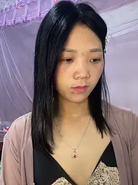 Snapshot of thaoyeuuu chatting on 09.21.25 thaoyeuuu online show from 09.21.25