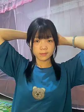 Snapshot of thaoyeuuu chatting on 10.01.25 thaoyeuuu online show from 10.01.25