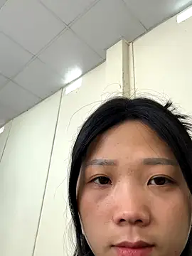 Snapshot of thaoyeuuu chatting on 10.09.25 thaoyeuuu online show from 10.09.25