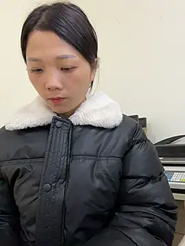 Snapshot of thaoyeuuu chatting on 11.17.25 thaoyeuuu online show from 11.17.25