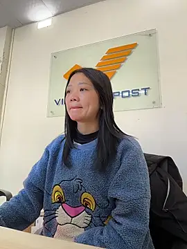 Snapshot of thaoyeuuu chatting on 11.26.25 thaoyeuuu online show from 11.26.25