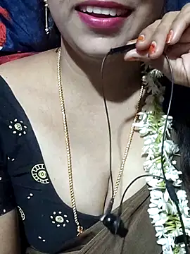 Snapshot of telugu-juliet chatting on 12.17.25 telugu-juliet online show from 12.17.25