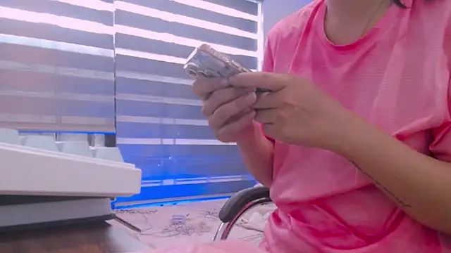 bunny b4nny online show from 10.11.25