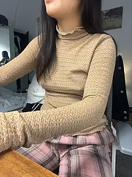 Snapshot of bunny_b4nny chatting on 01.10.26 bunny b4nny online show from 01.10.26