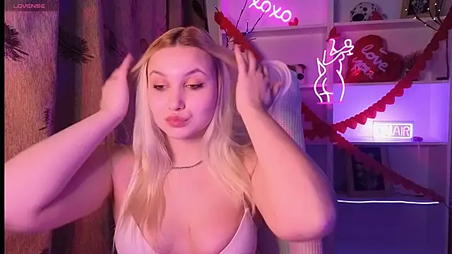 Snapshot of adrelaxina chatting on 02.16.26 adrelaxina online show from 02.16.26