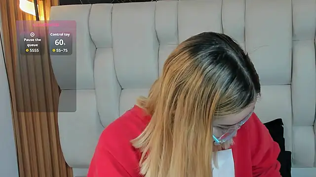 kristal joi dl online show from 12.03.25