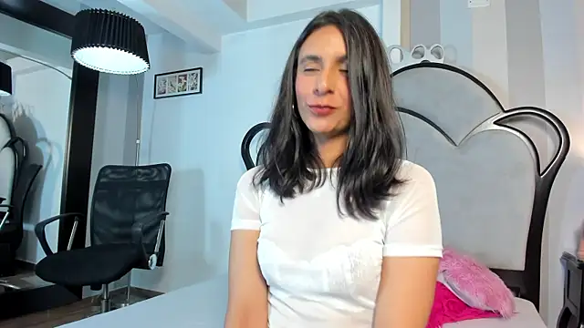 MiaAmore  online show from 06.19.26
