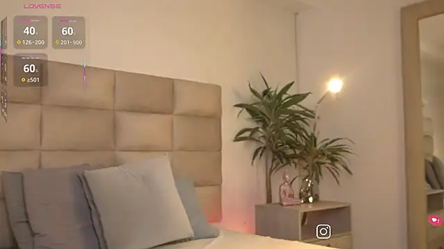 SophieCollins 1 online show from 05.25.26