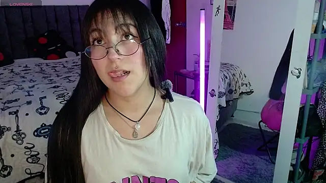 Snapshot of lilitth777 chatting on 02.05.26 lilitth777 online show from 02.05.26