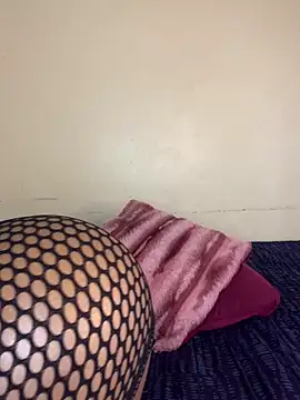 Snapshot of Lady-Amina chatting on 12.19.25 Lady-Amina online show from 12.19.25