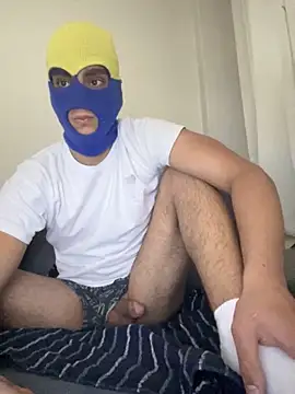 Snapshot of TurkishHotBoyy chatting on 11.24.25 TurkishHotBoyy online show from 11.24.25
