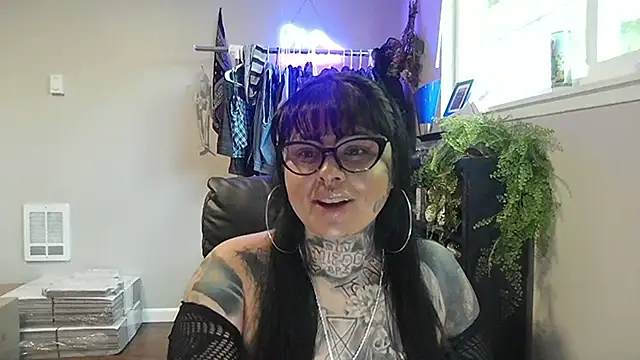 chicanachic13 online show from 05.24.26