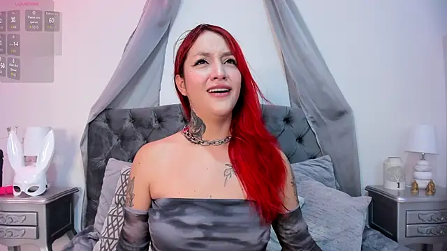 Snapshot of Angel_Blck chatting on 01.08.26 Angel Blck online show from 01.08.26