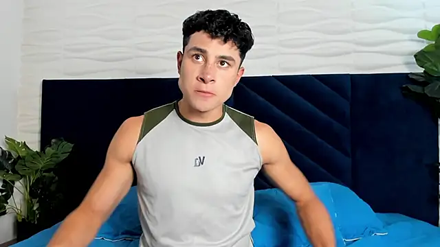 AustinJones  online show from 12.03.25