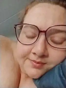 XEmoxkittyx online show from 03.17.26