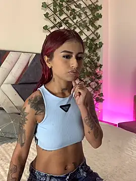 Snapshot of Dirty_isabella18 chatting on 12.02.25 Dirty isabella18 online show from 12.02.25