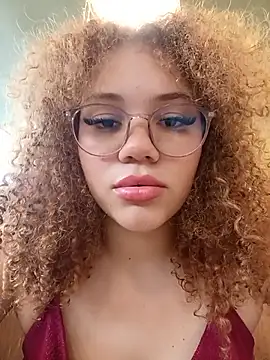 Snapshot of SirenRouge_69 chatting on 01.07.26 SirenRouge 69 online show from 01.07.26