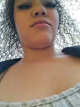 Snapshot of SirenRouge_69 chatting on 01.12.26 SirenRouge 69 online show from 01.12.26