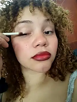 Snapshot of SirenRouge_69 chatting on 02.09.26 SirenRouge 69 online show from 02.09.26