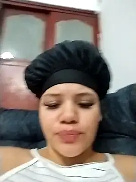 Snapshot of SirenRouge_69 chatting on 02.17.26 SirenRouge 69 online show from 02.17.26