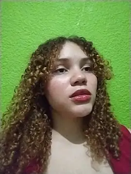 Snapshot of SirenRouge_69 chatting on 03.10.26 SirenRouge 69 online show from 03.10.26