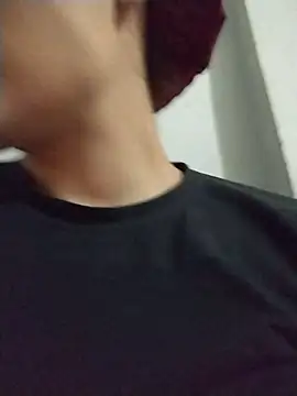 Snapshot of SirenRouge_69 chatting on 03.15.26 SirenRouge 69 online show from 03.15.26