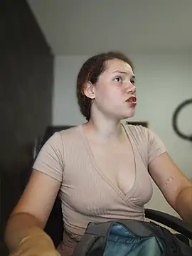 SirenRouge 69 online show from 05.07.26