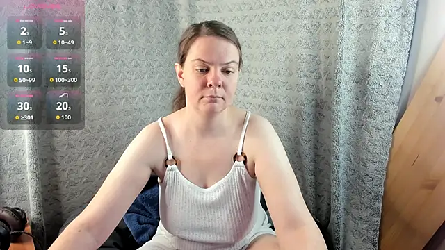 MiaLores online show from 10.22.25